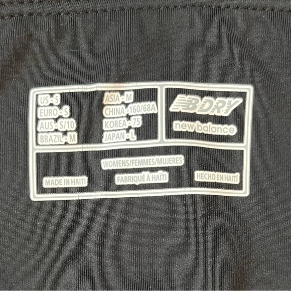 New Balance Women's Leggings - Picture 6 of 6